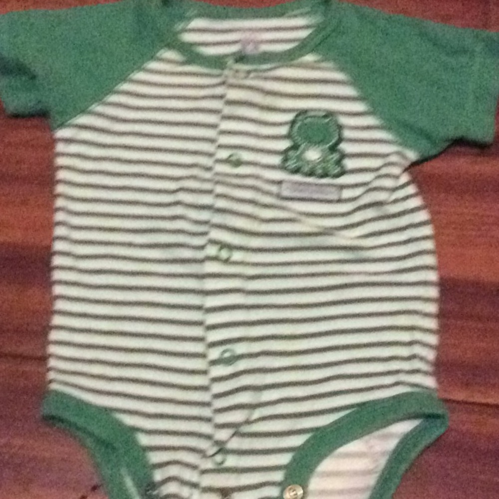 A button down 6 months stripped  frog outfit